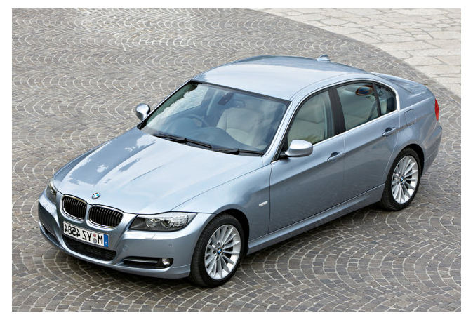 BMW  отрицает возможность появления компактного седана в 2014